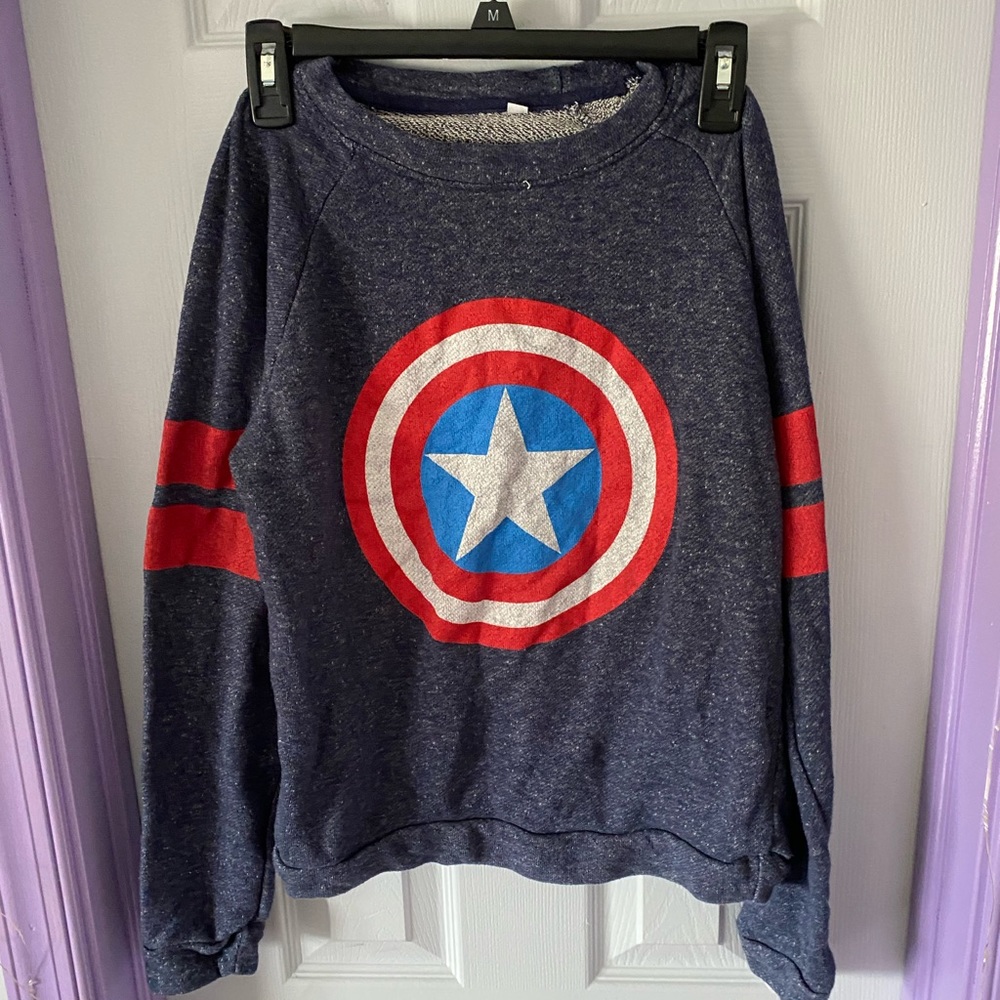 Small Womans Crewneck Captain America